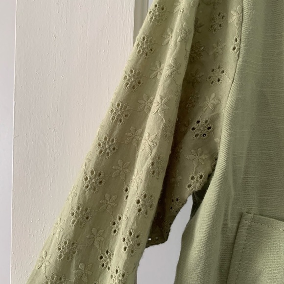 7 for all mankind NWT olive green , short jacket . Size M - Picture 3 of 4